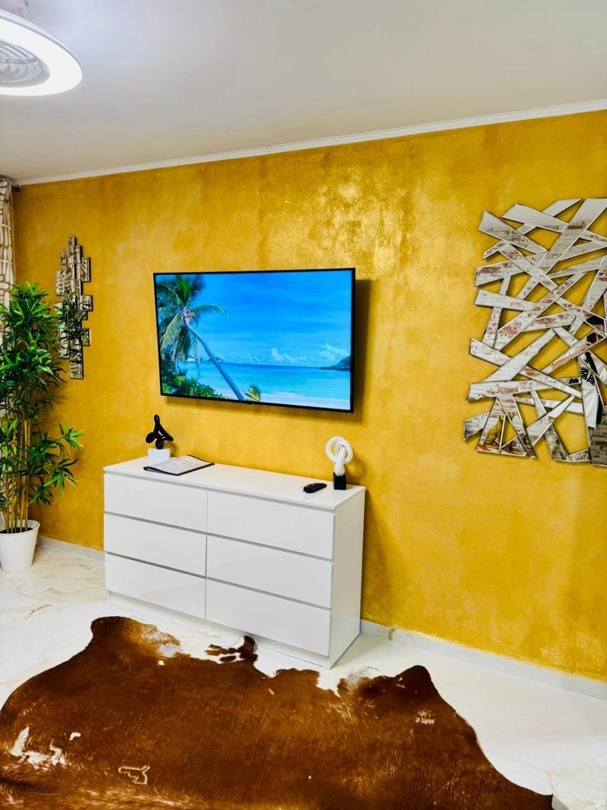Apartment With Terrace And Pool, Los Cristianos Los Cristianos (Tenerife) Kültér fotó