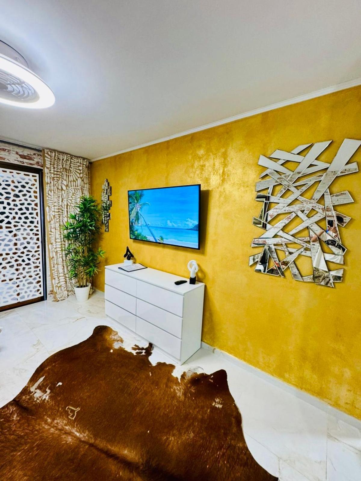 Apartment With Terrace And Pool, Los Cristianos Los Cristianos  Kültér fotó